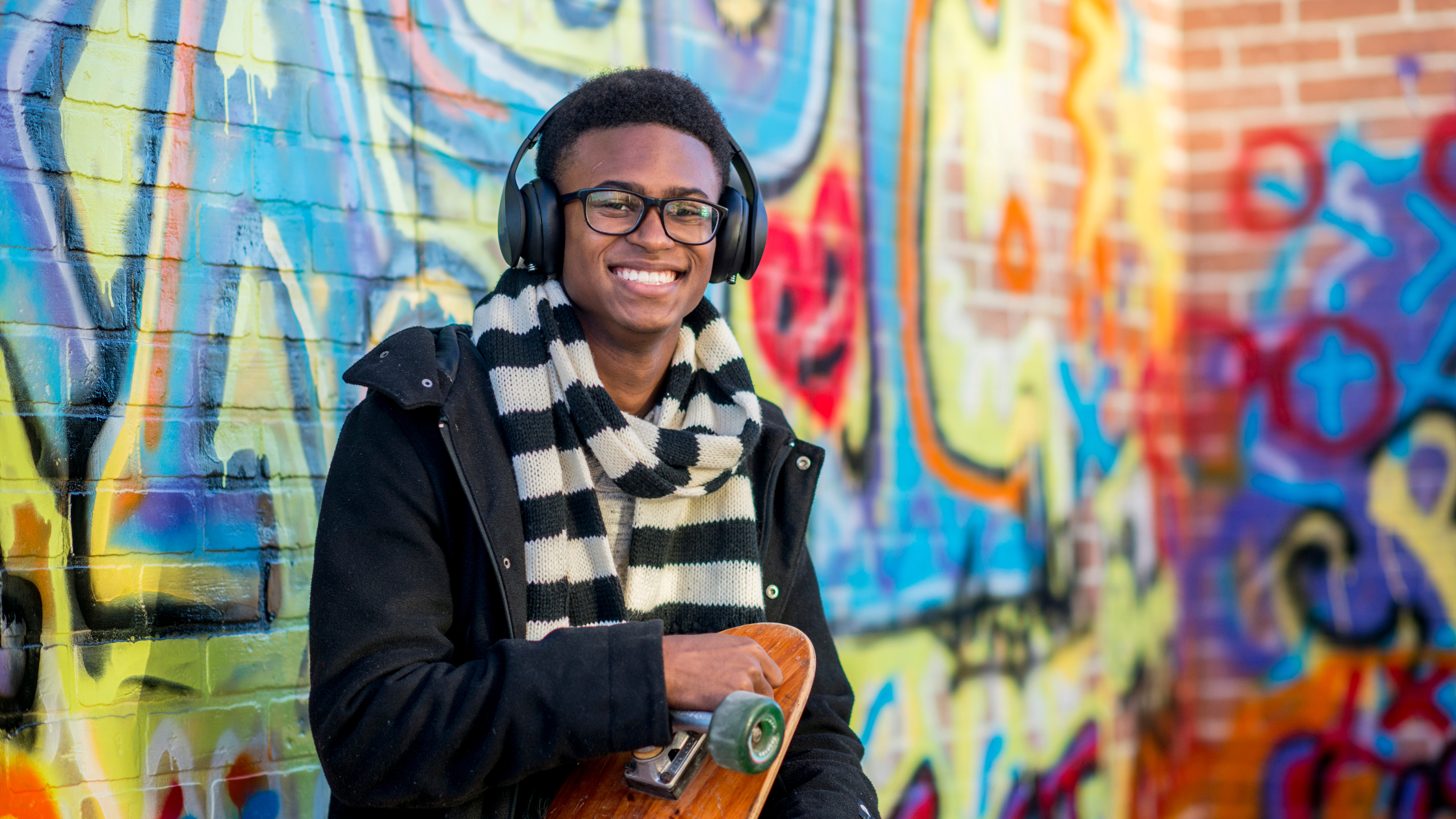 Bod yn Gyfaill: Canllaw Gwrth-hiliaeth