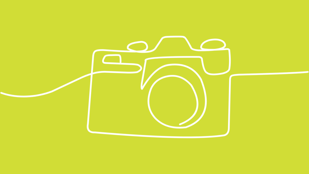 Line drawing of a camera